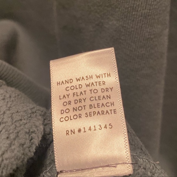 Daydreamer Flower Logo Boyfriend
Crew Neck Sweatshirt in Vintage Black - Picture 8 of 9